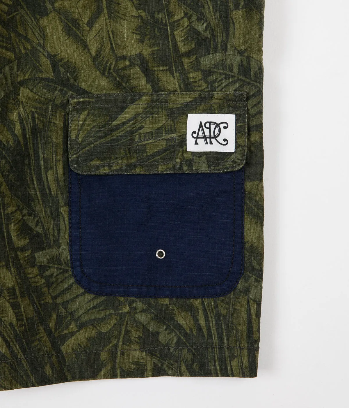 A.P.C. Eli Shorts - Military Khaki