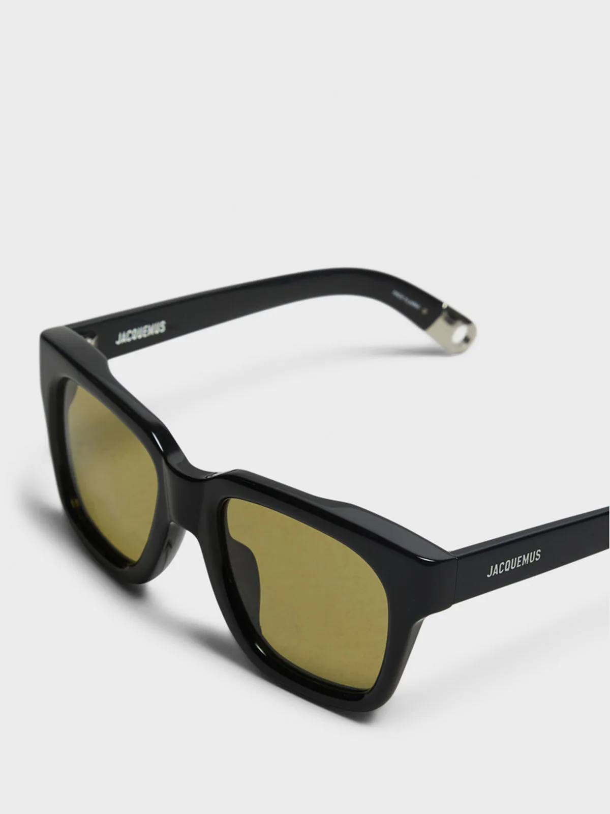 Carino Sunglasses in Black, Silver and Khaki
