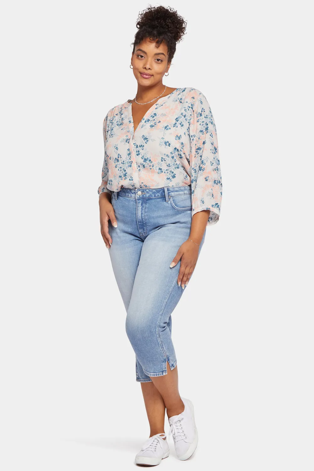 Chloe Capri Jeans In Plus Size - Quinta