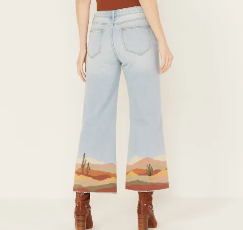 Driftwood Women's Desperado Light Wash High Rise Cropped Charlee Jeans