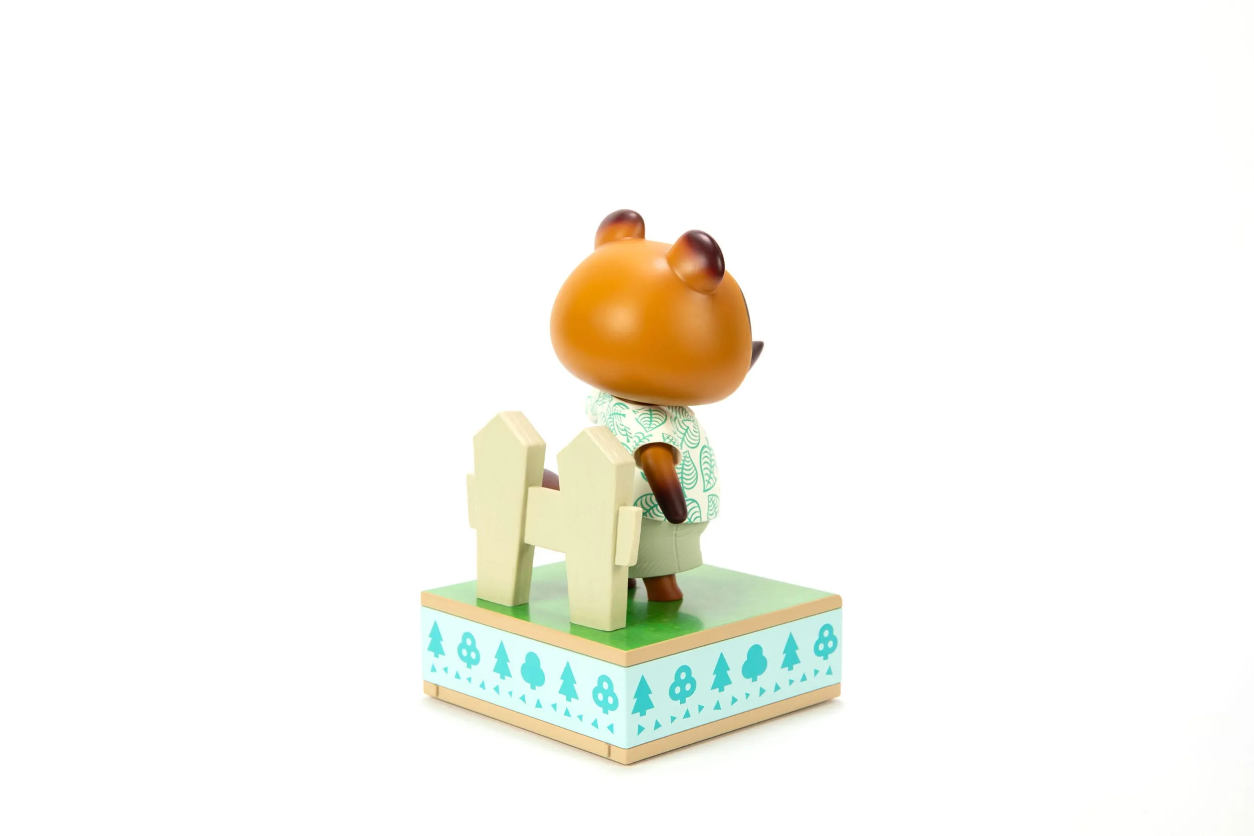 First 4 Figures Animal Crossing: New Horizons Tom Nook PVC Statue