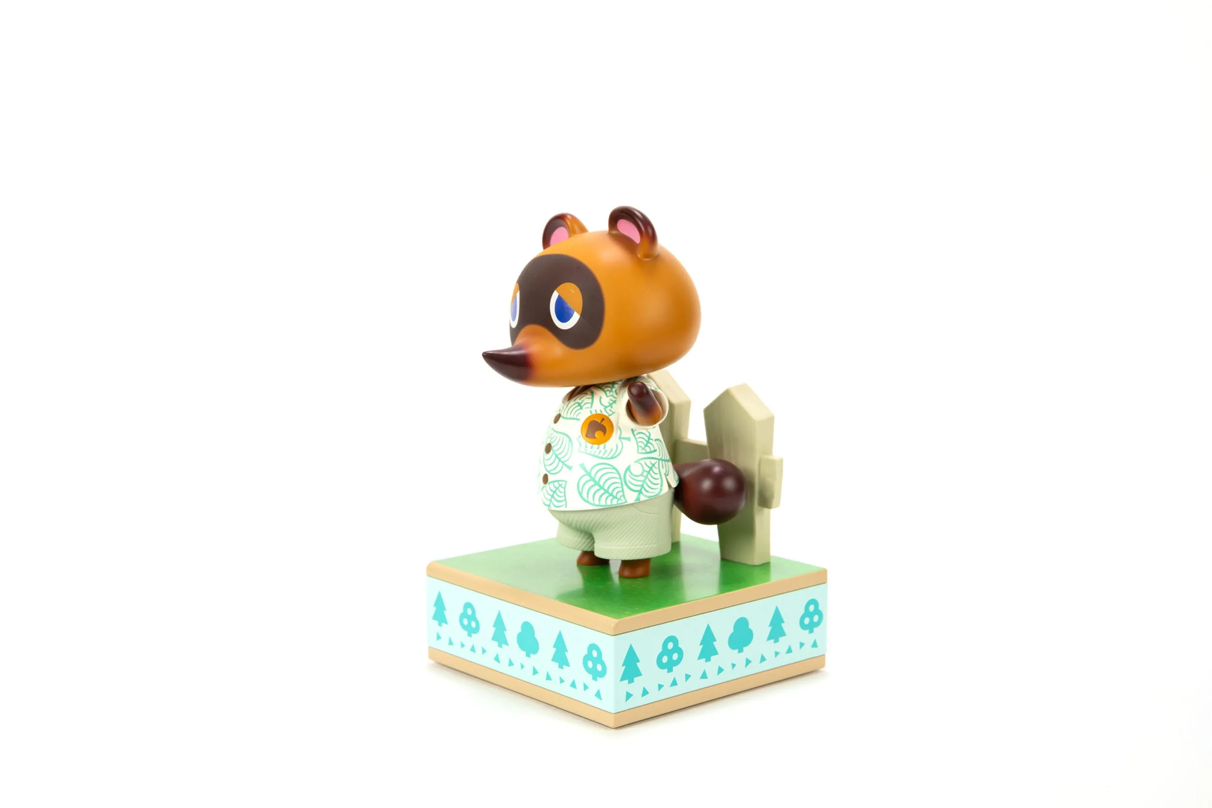 First 4 Figures Animal Crossing: New Horizons Tom Nook PVC Statue