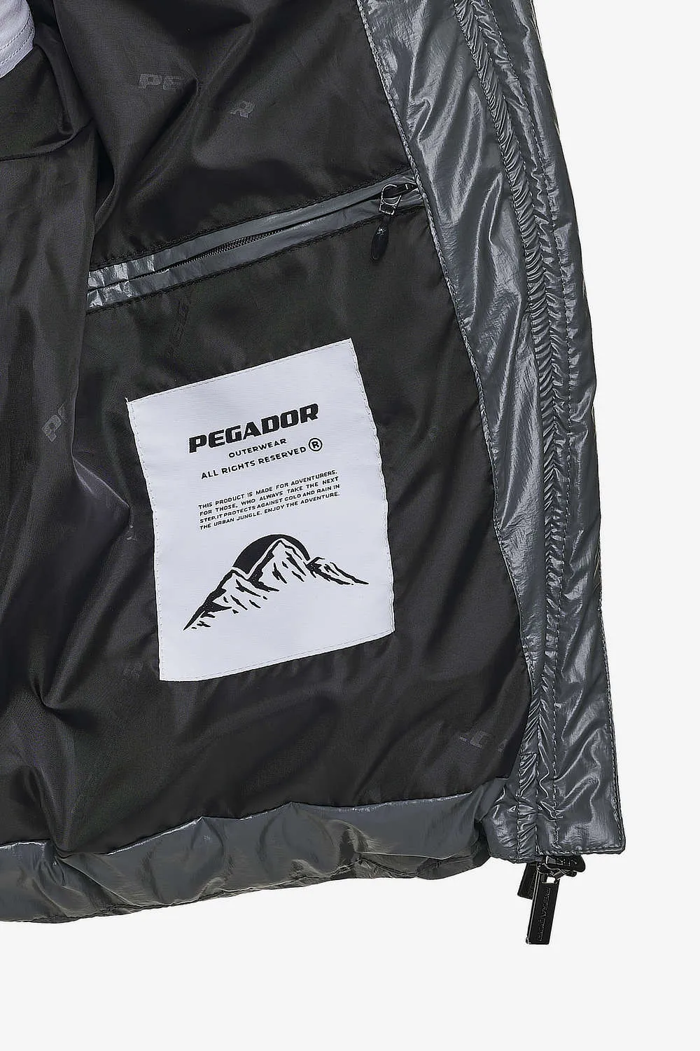 Sure! Here’s an optimized title for the e-commerce product:

Henra Oversized Anthracite Crushed Glossy Raglan Puffer Jacket

This title maintains clarity while enhancing the appeal of the product.