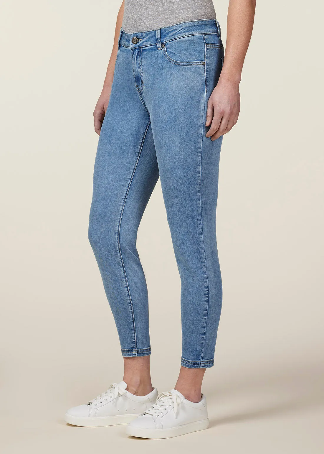 In Motion Cropped Jean