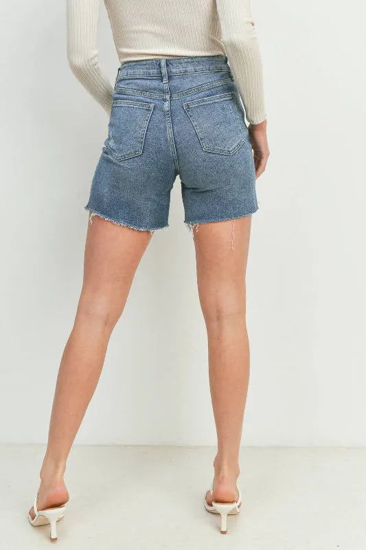 megan weekender short - medium denim